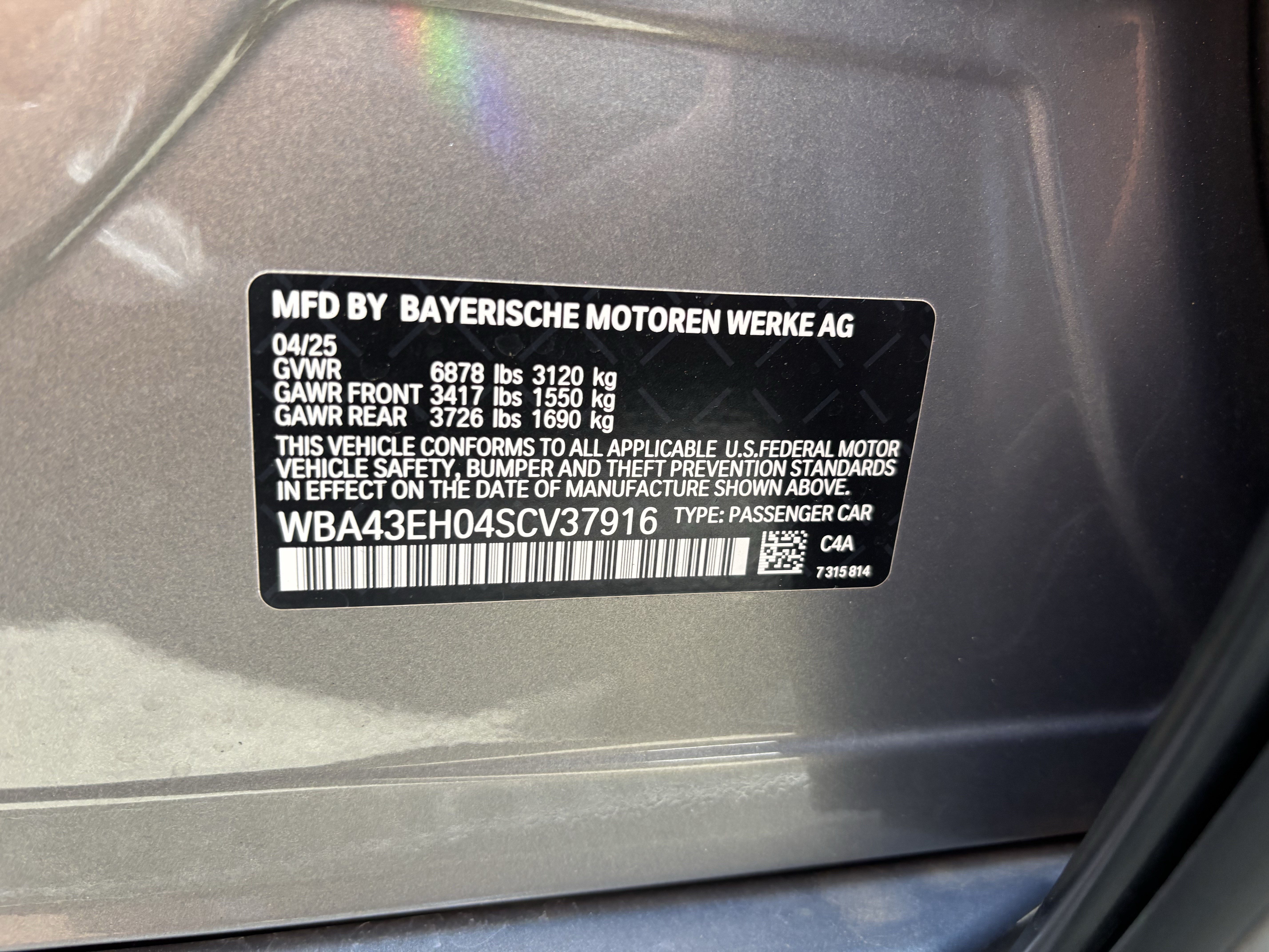 Certified 2025 BMW 750e xDrive w/ Executive Package AWD/4WD image 37