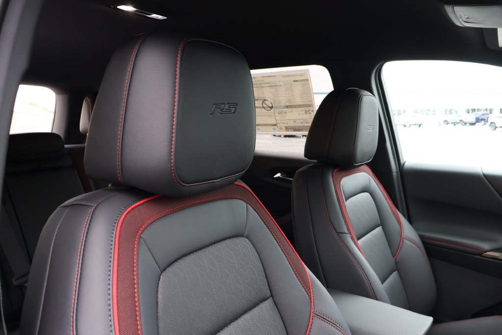 New 2027 Chevrolet Equinox RS w/ Safety and Technology Package AWD/4WD image 45