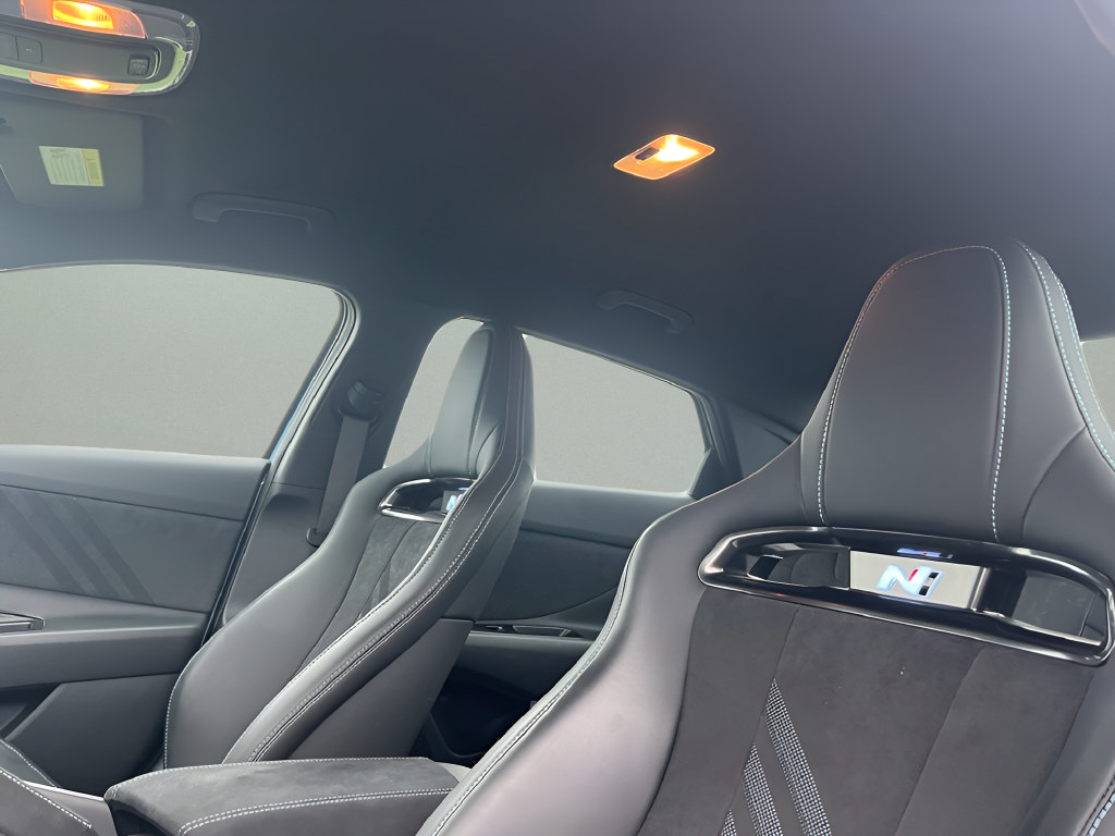 Certified 2025 Hyundai Elantra N FWD image 18