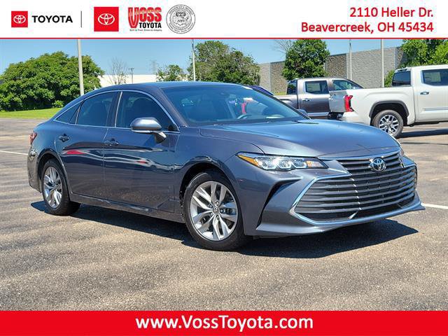 Certified 2022 Toyota Avalon XLE w/ Moonroof Package FWD image 1
