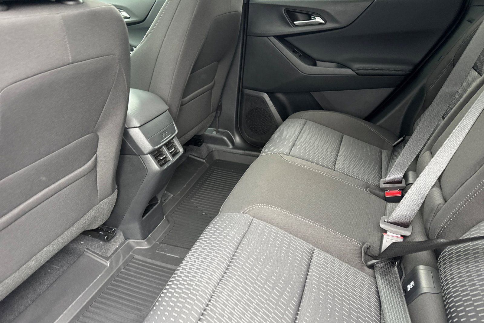 New 2026 Chevrolet Equinox LT w/ Midnight Edition image 11