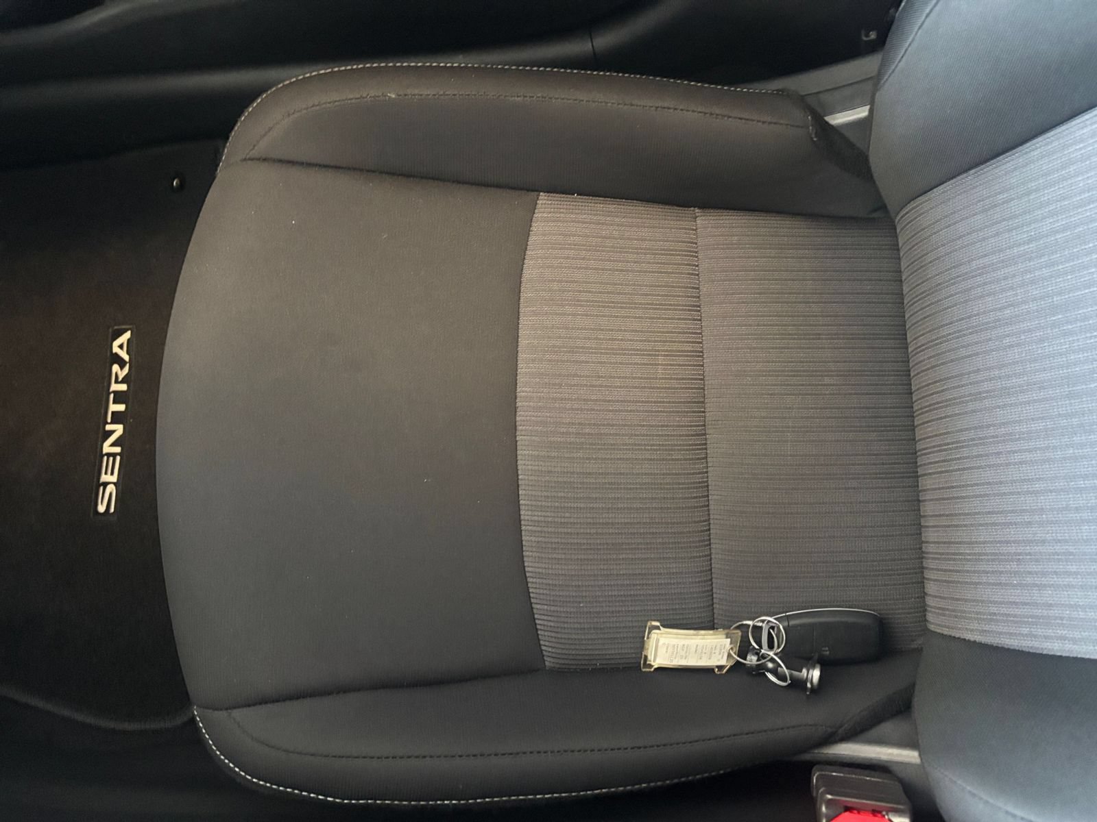 Used 2025 Nissan Sentra SV FWD image 20