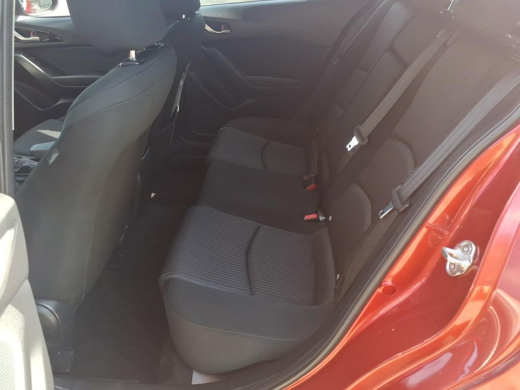 Used 2014 MAZDA MAZDA3 i Touring w/ Technology Package FWD image 19