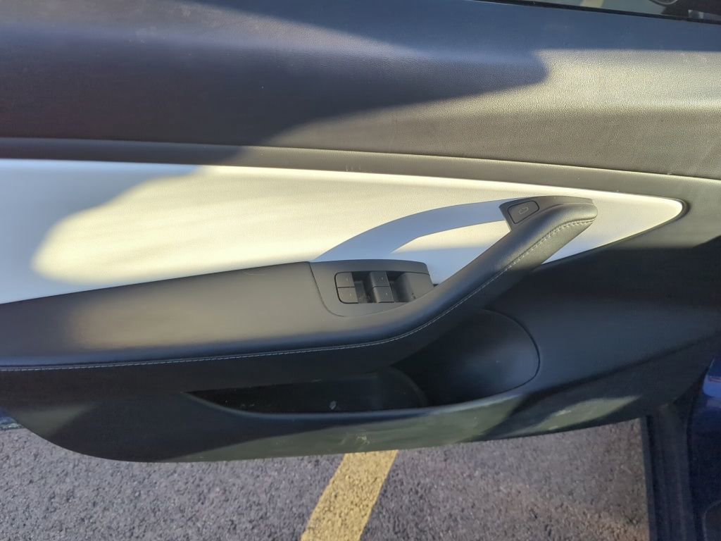 Used 2021 Tesla Model 3 Long Range image 8