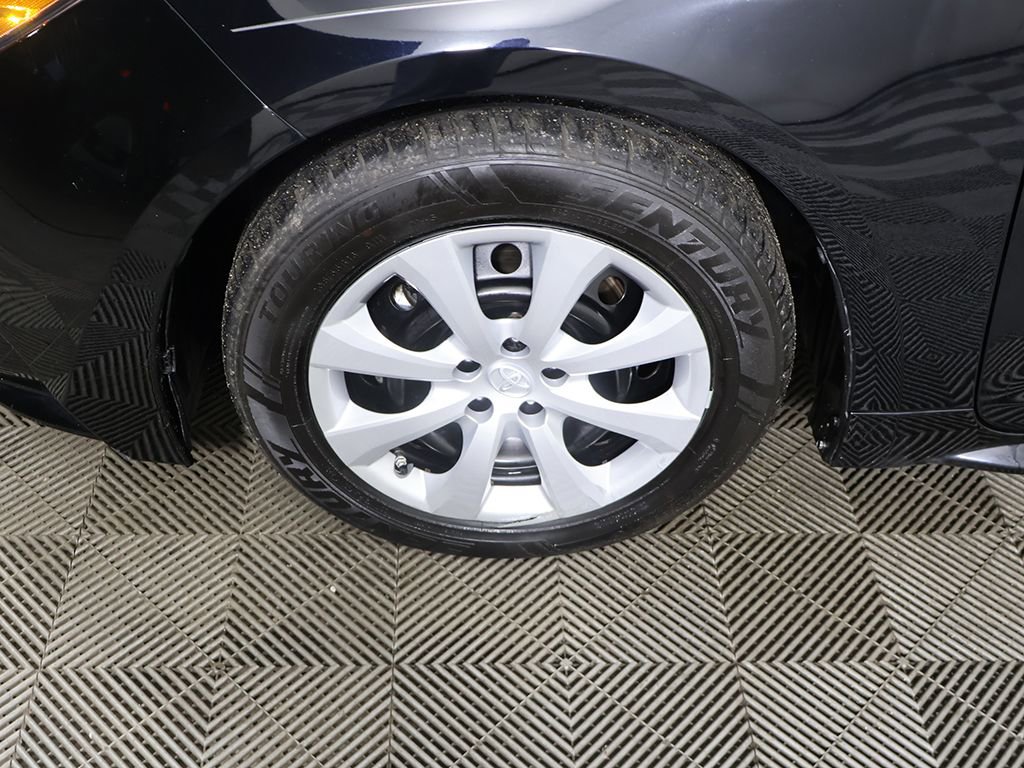 Used 2023 Toyota Corolla LE FWD image 14