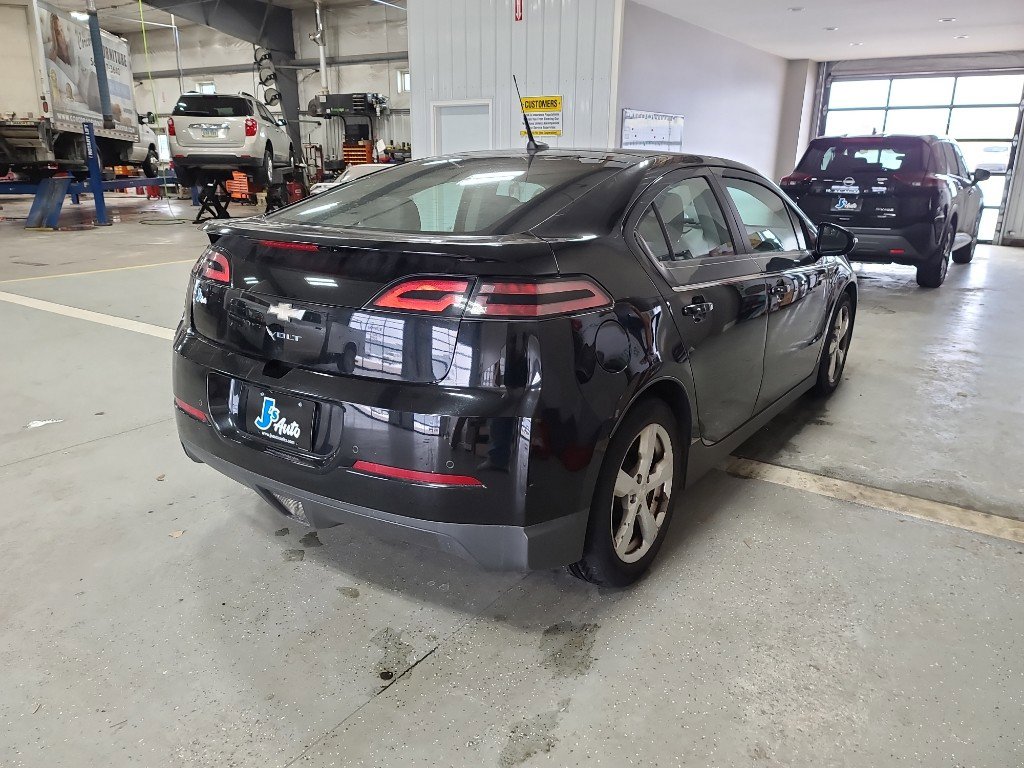 Used 2012 Chevrolet Volt Premium w/ Premium Trim Package image 5