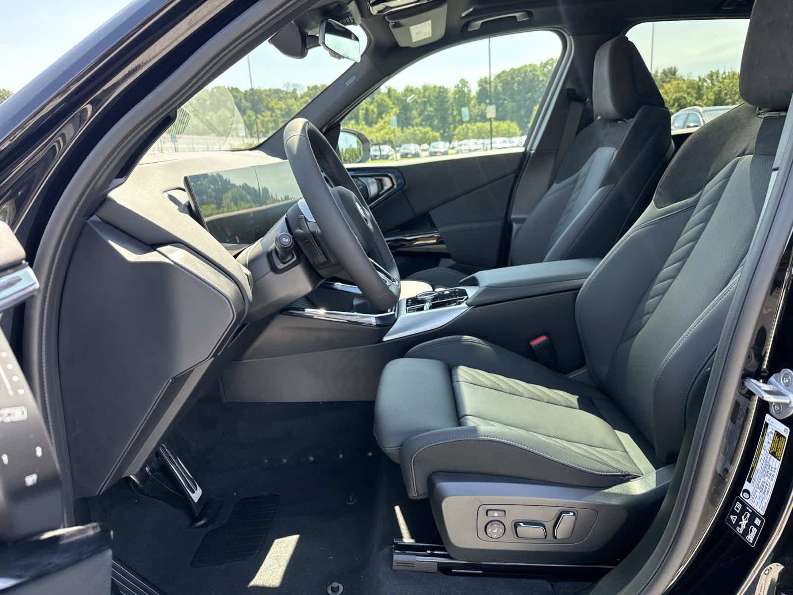 New 2026 BMW X3 xDrive30i w/ Premium Package AWD/4WD image 13