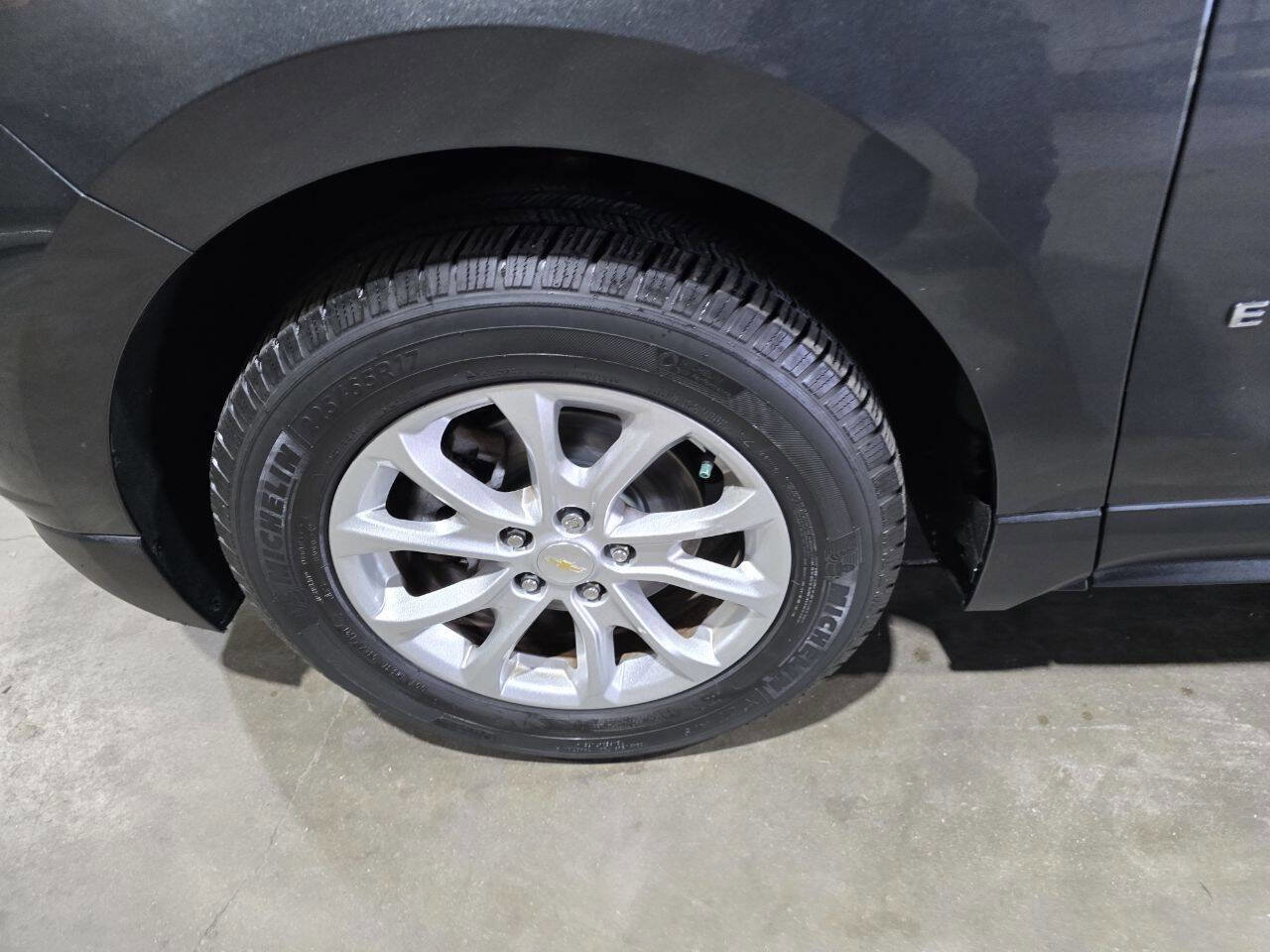 Used 2018 Chevrolet Equinox LT image 21