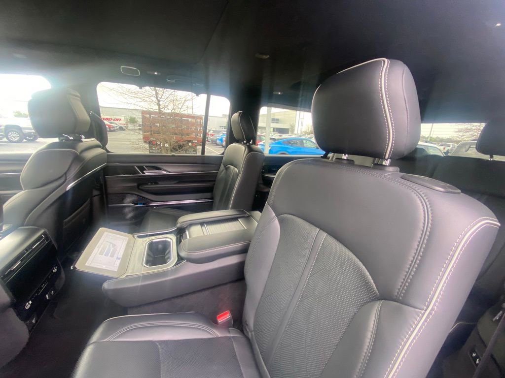 Used 2024 Jeep Grand Wagoneer L Series II w/ Quick Order Packagew 28T image 24