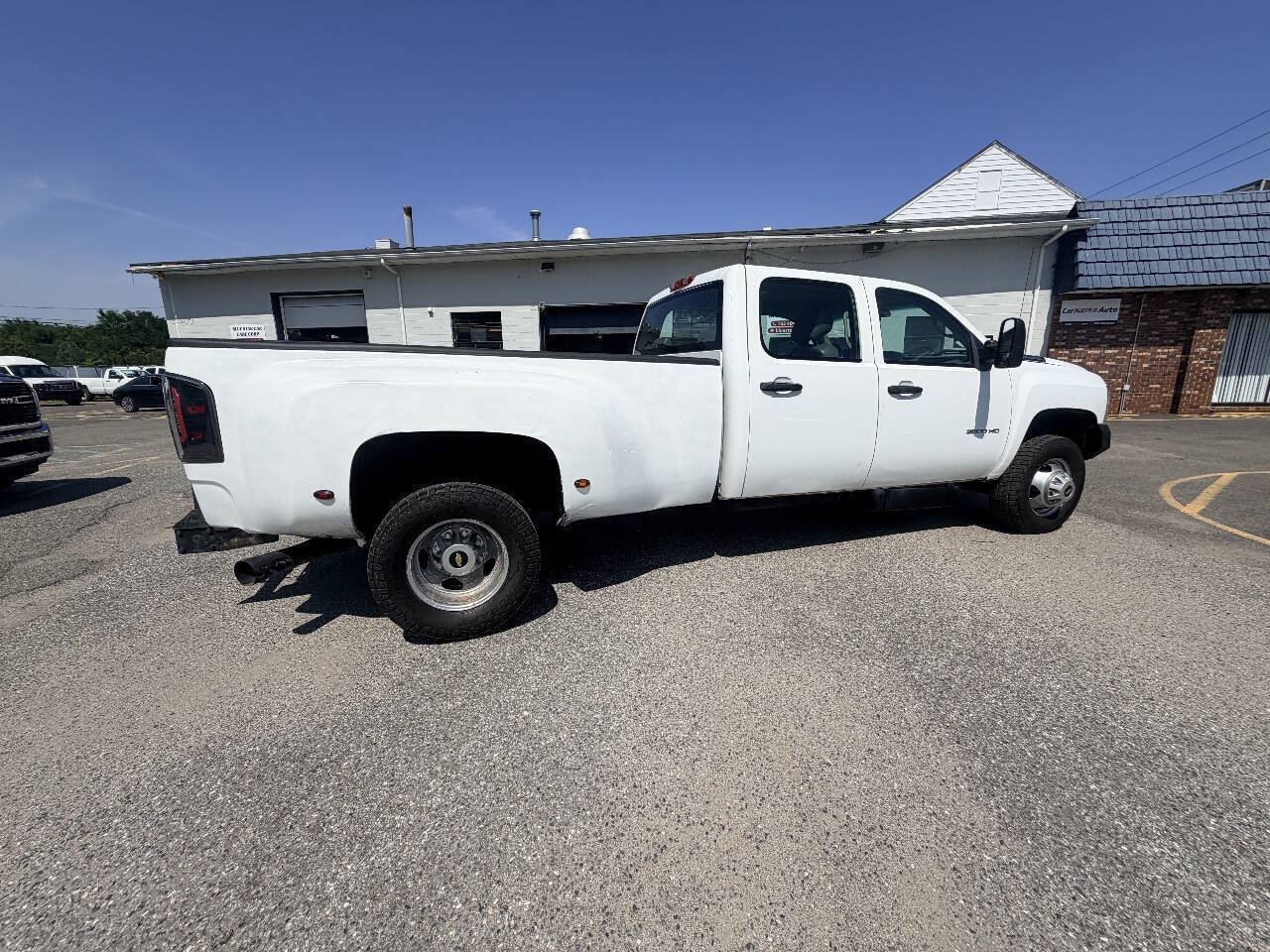 Used 2013 Chevrolet Silverado 3500 W/T w/ Snow Plow Prep Package AWD/4WD image 27