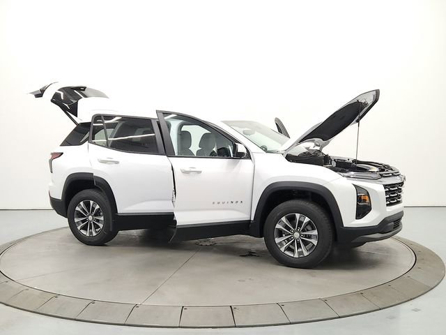 New 2026 Chevrolet Equinox LT w/ Convenience Package II FWD image 16