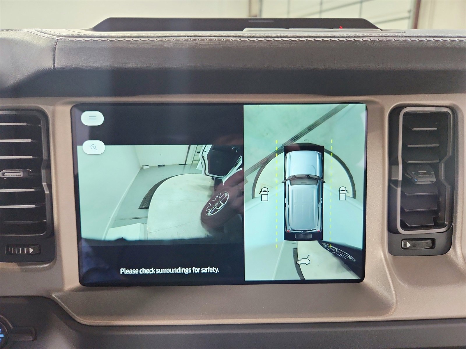 New 2025 Ford Bronco Outer Banks image 30