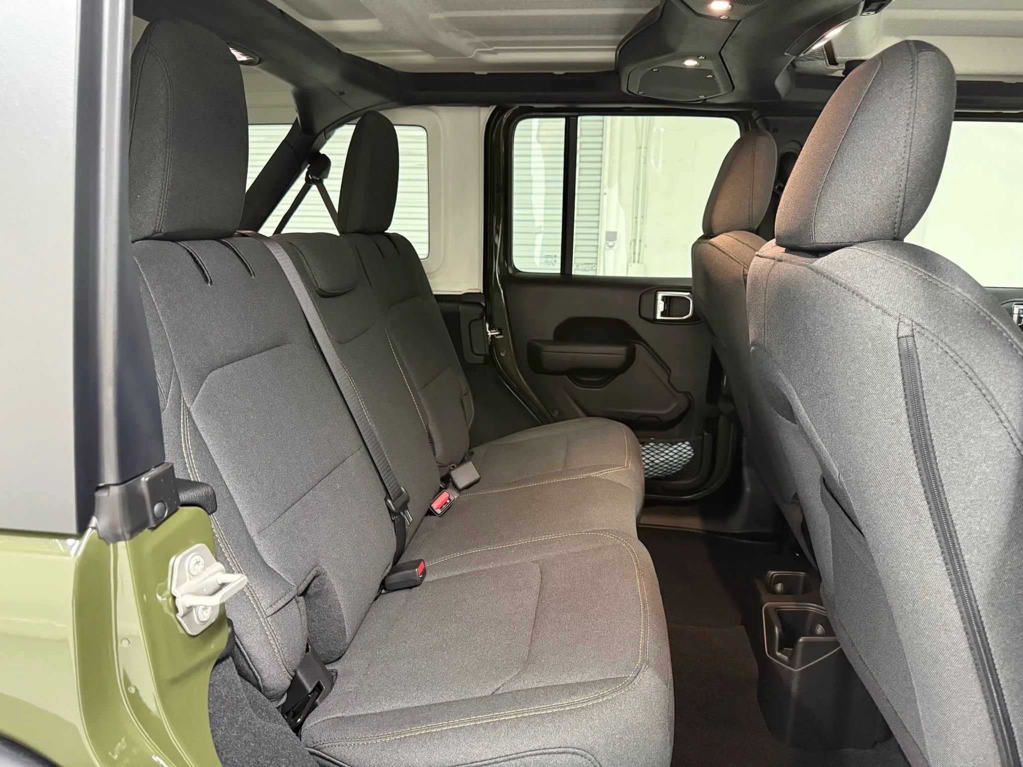 Used 2024 Jeep Wrangler Unlimited Sport image 44