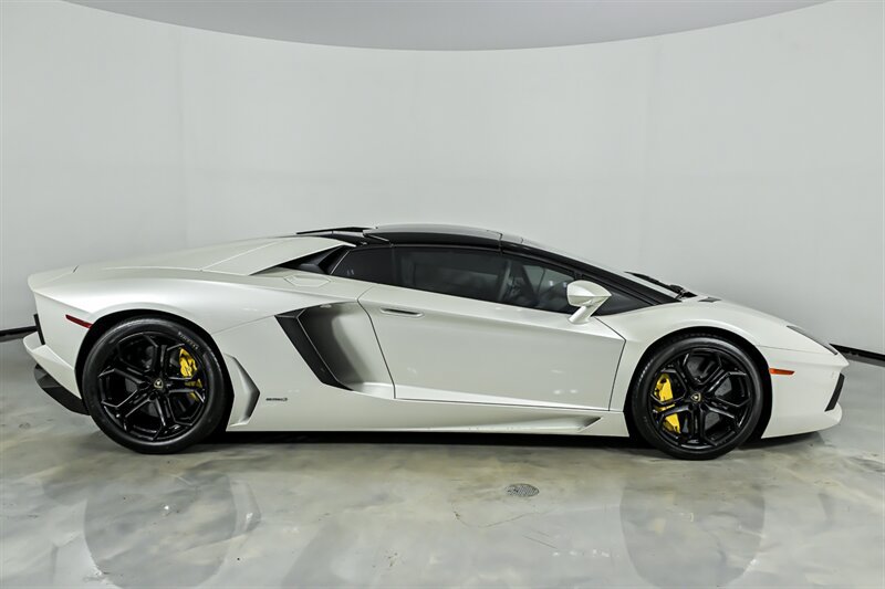 Used 2014 Lamborghini Aventador LP 700-4 AWD/4WD image 13