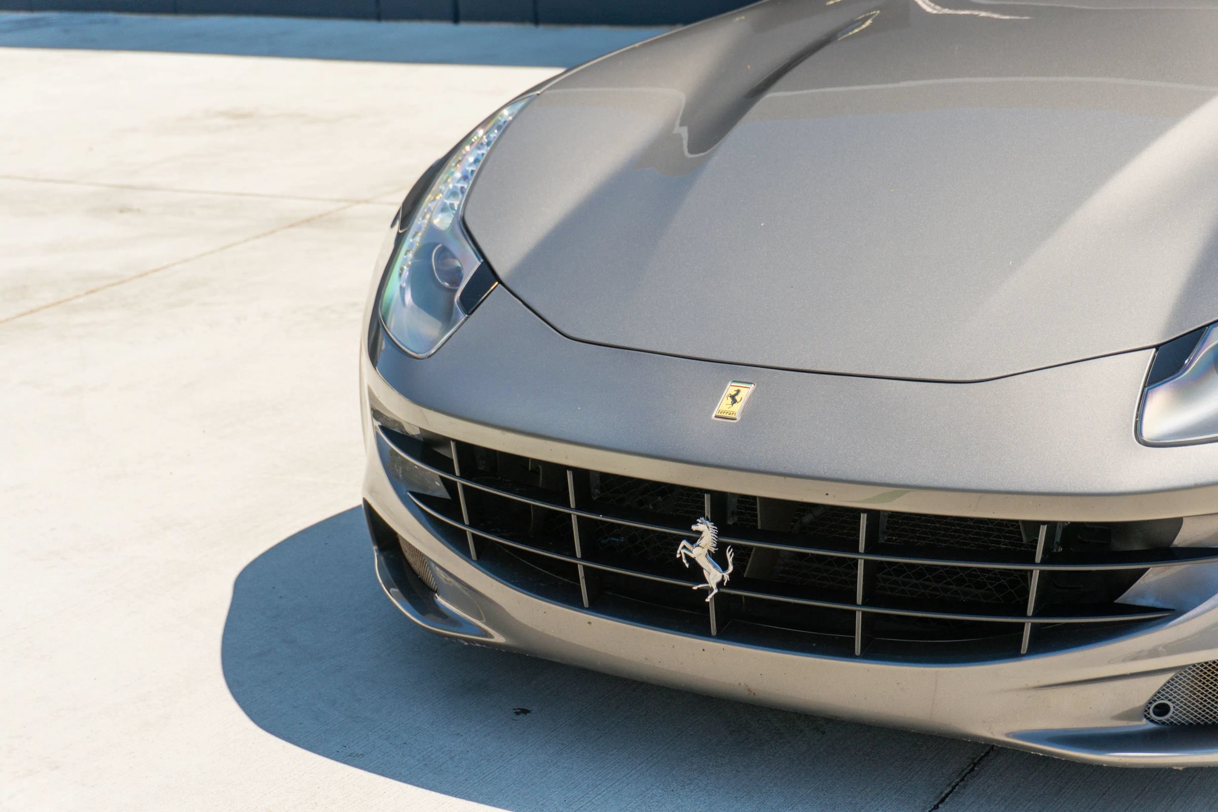 Used 2012 Ferrari FF AWD/4WD image 28