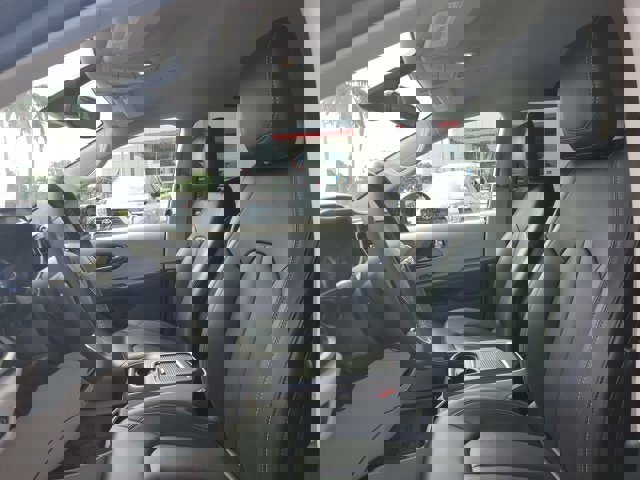 Used 2024 Chrysler Pacifica Select image 13