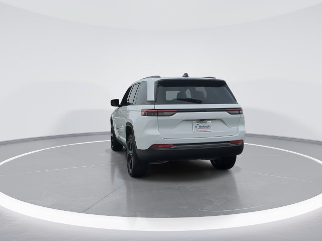 New 2026 Jeep Grand Cherokee Limited w/ Limited Altitude Package RWD image 7