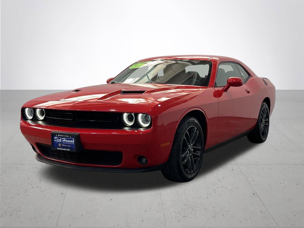 Used 2019 Dodge Challenger SXT w/ Blacktop Package AWD/4WD image 2