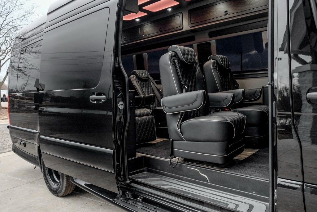 New 2024 Mercedes-Benz Sprinter 3500 image 2