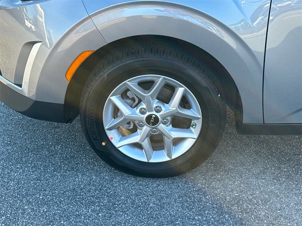 New 2025 Kia Soul S image 11