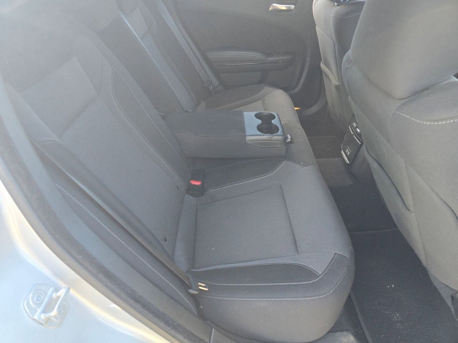 Used 2022 Dodge Charger SXT w/ Blacktop Package image 27