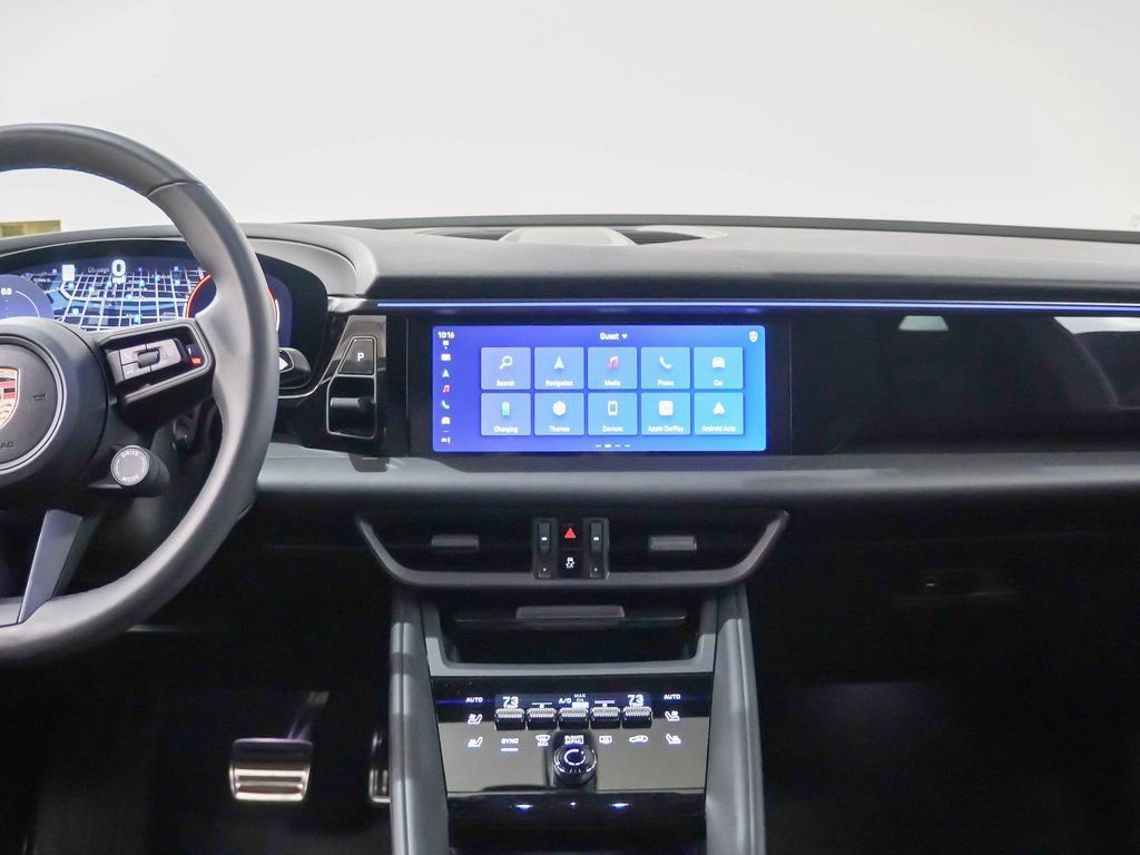 Certified 2025 Porsche Macan 4S Electric image 22