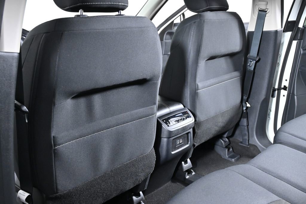 Used 2025 Nissan Pathfinder SV image 26