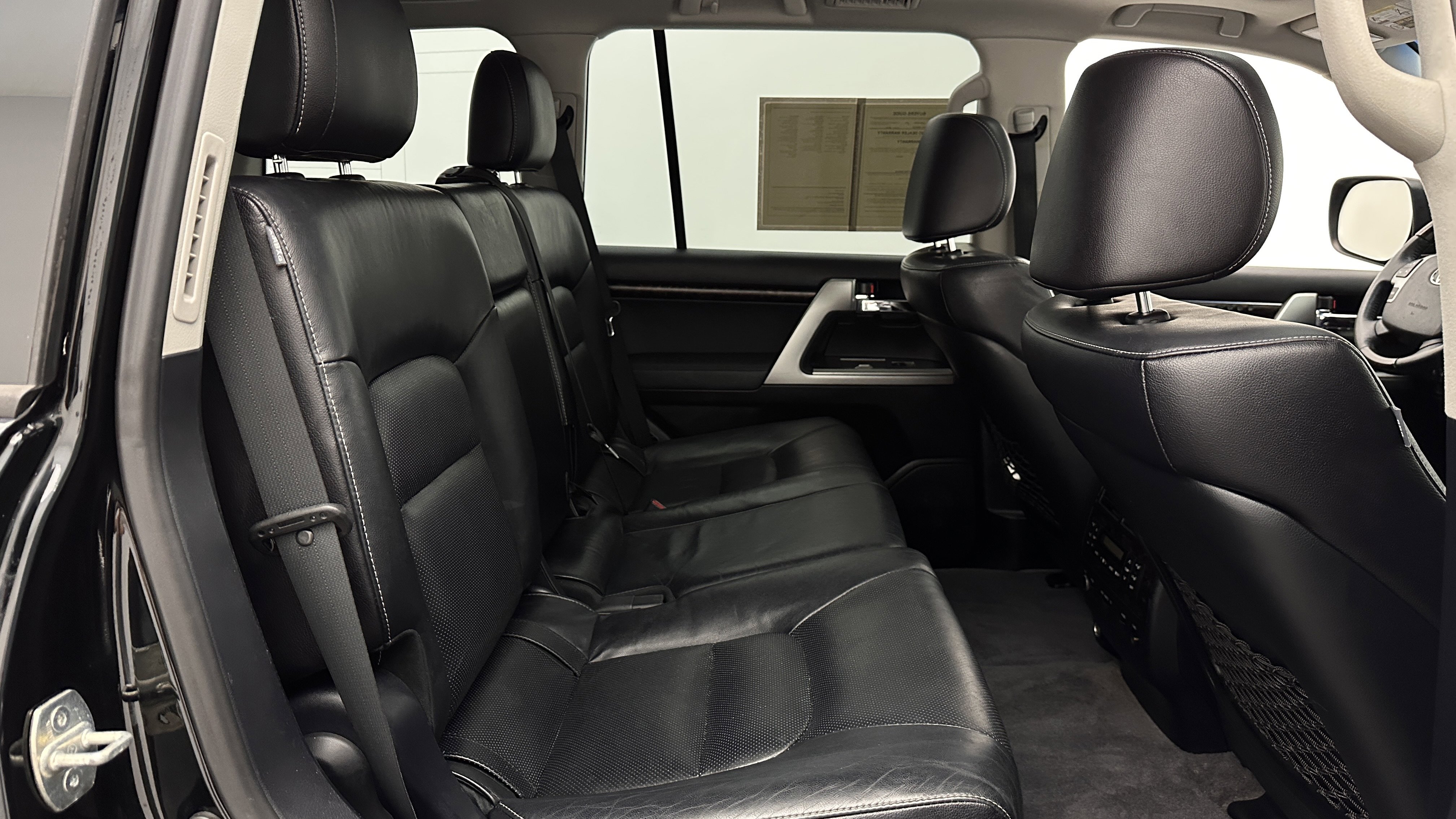 Used 2014 Toyota Land Cruiser AWD/4WD image 37