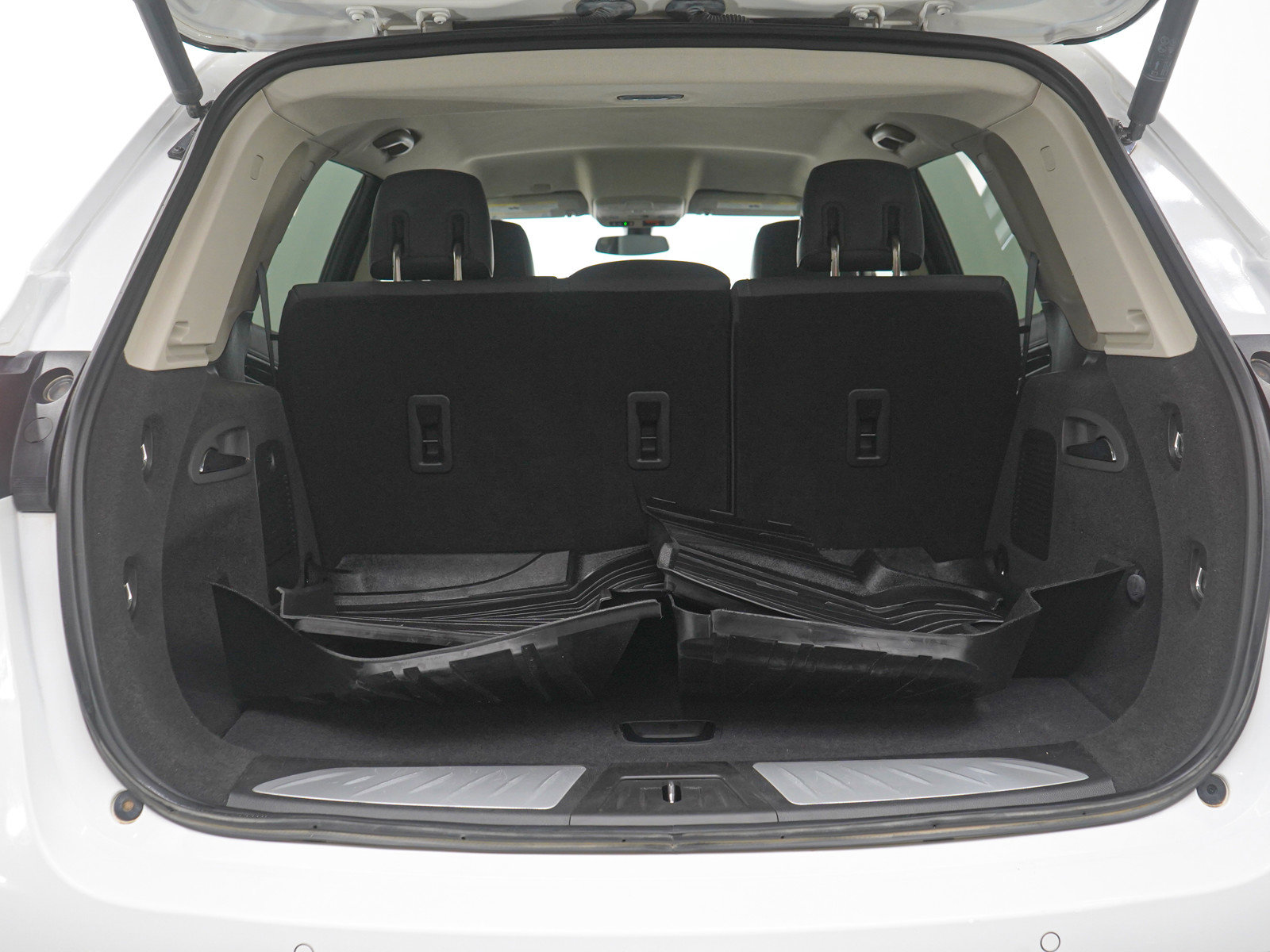 Used 2019 Buick Envision Essence image 18
