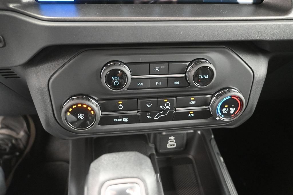 New 2026 Ford Bronco 4-Door AWD/4WD image 4