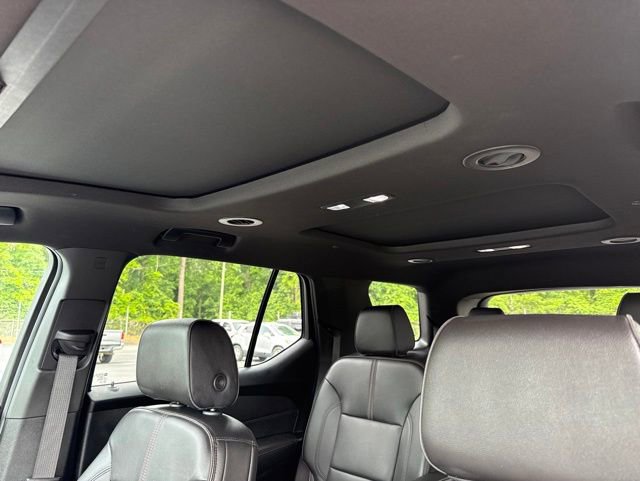 Used 2023 Chevrolet Traverse RS AWD/4WD image 16
