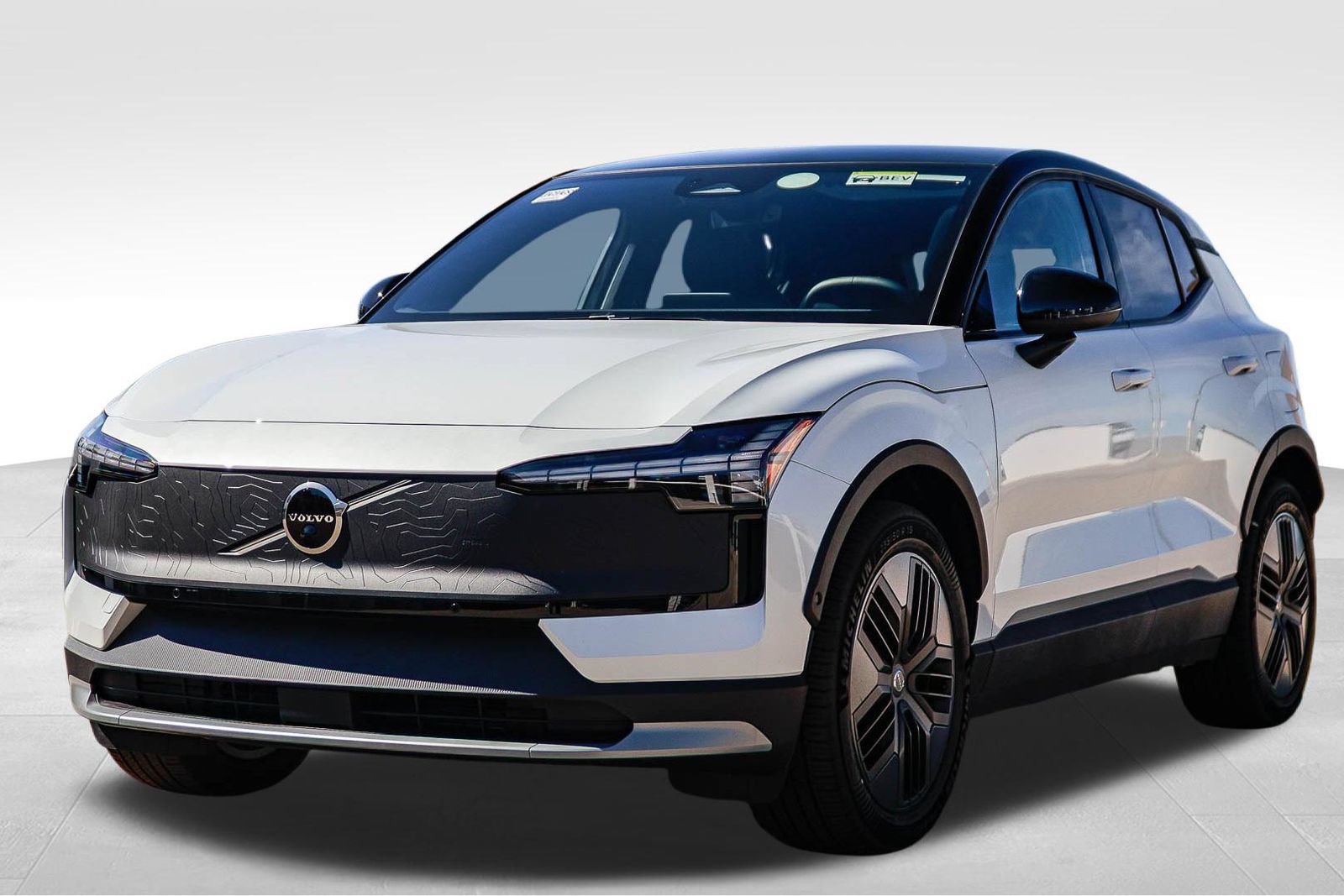 New 2026 Volvo EX30 Cross Country Ultra w/ Protection Package Premier AWD/4WD image 3