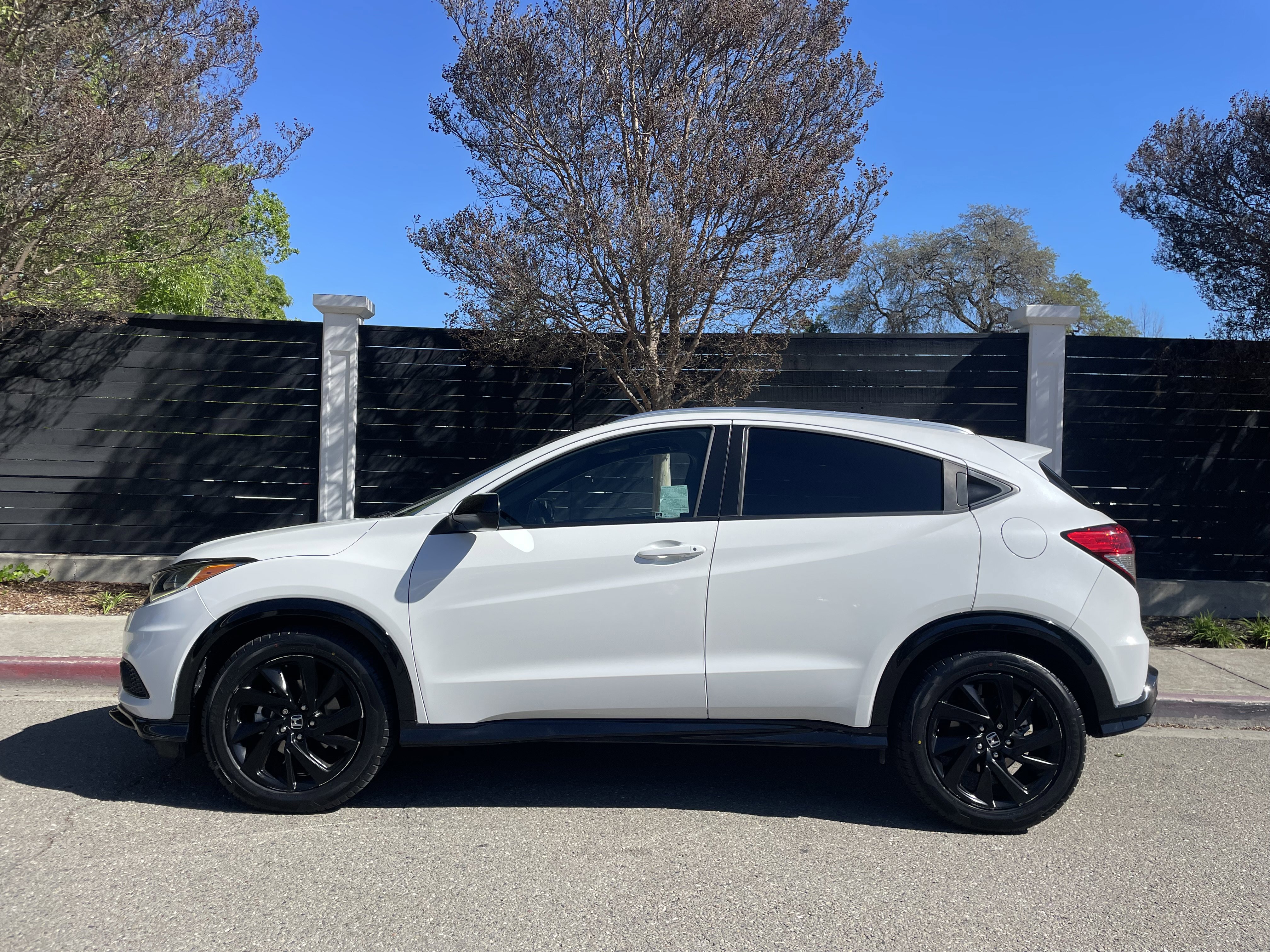 Used 2022 Honda HR-V Sport image 1