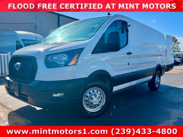 Used 2023 Ford Transit 250 Low Roof AWD image 5