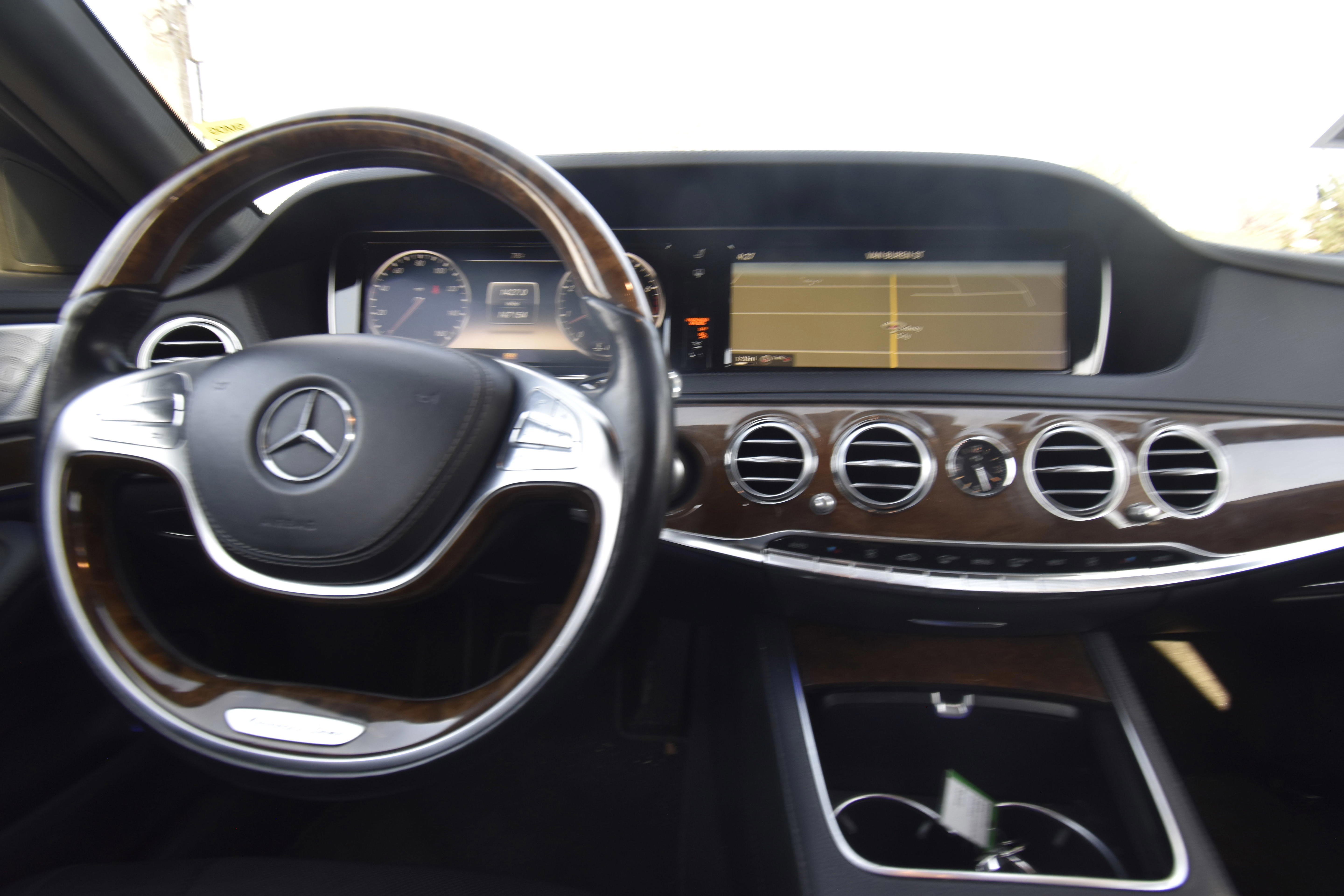 Used 2014 Mercedes-Benz S 550 Sedan image 8