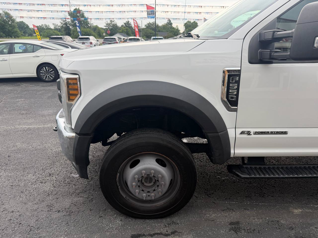 Used 2019 Ford F550 4x4 Regular Cab Super Duty image 10