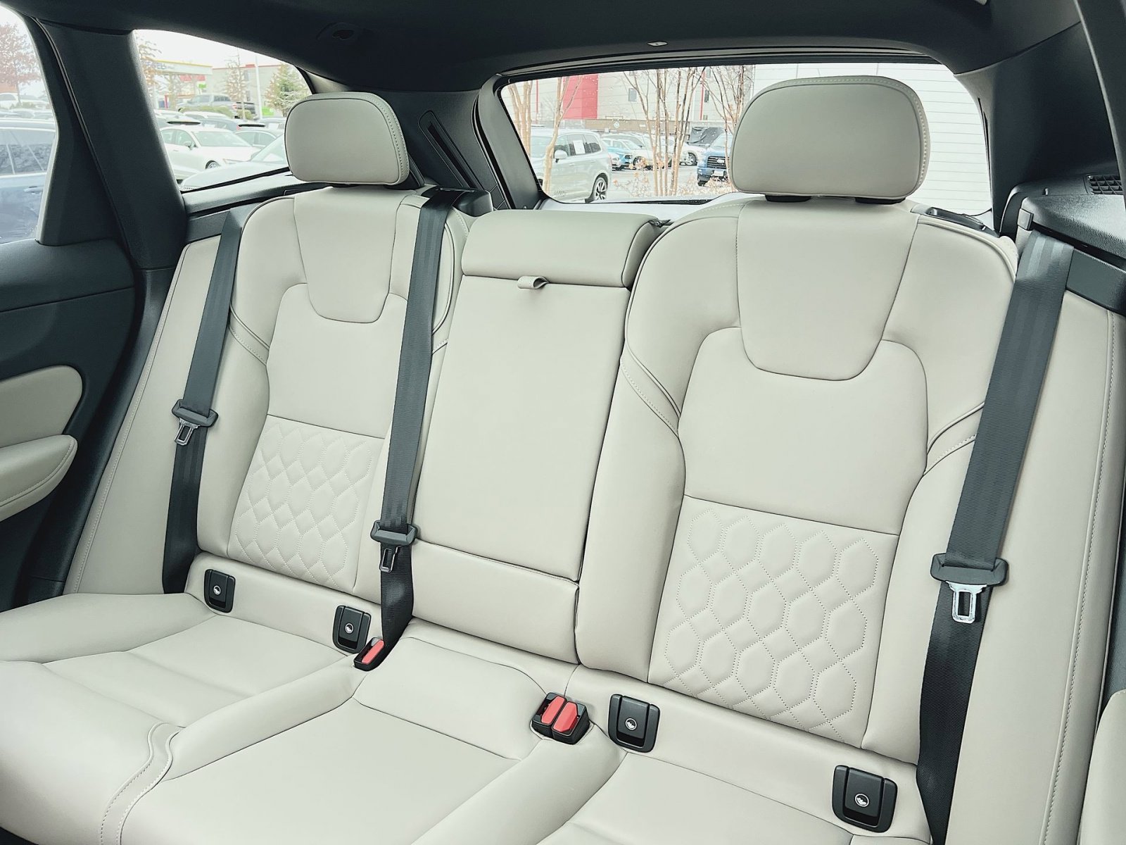 New 2026 Volvo XC60 B5 Plus w/ Protection Package Premier image 25