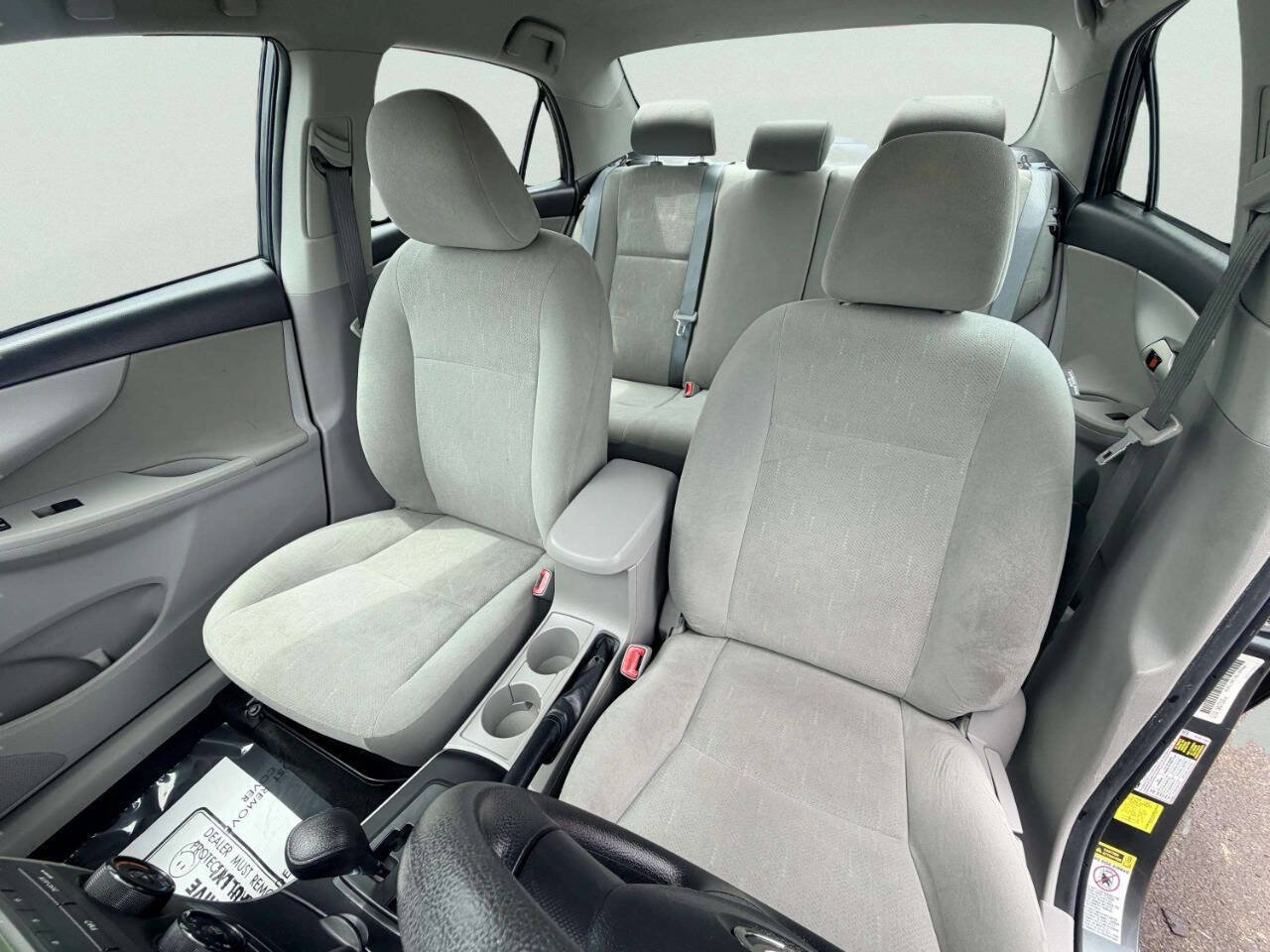 Used 2013 Toyota Corolla L FWD image 15