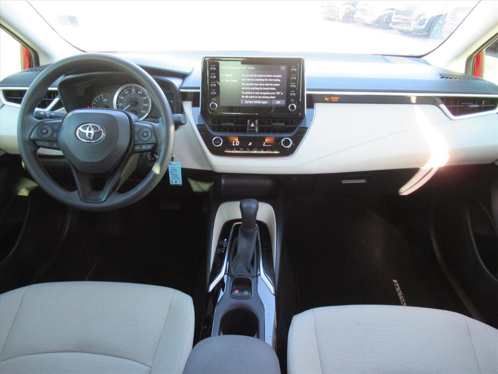Used 2020 Toyota Corolla LE image 12