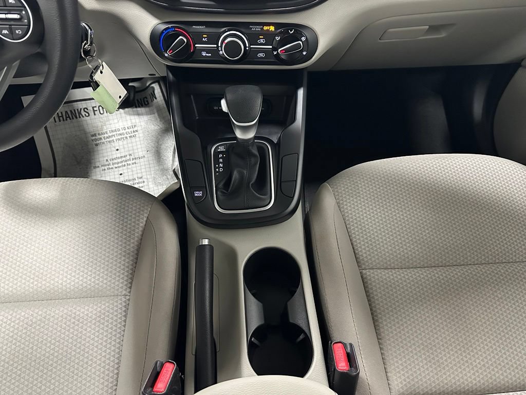 Used 2023 Kia Soul LX w/ LX Technology Package FWD image 38