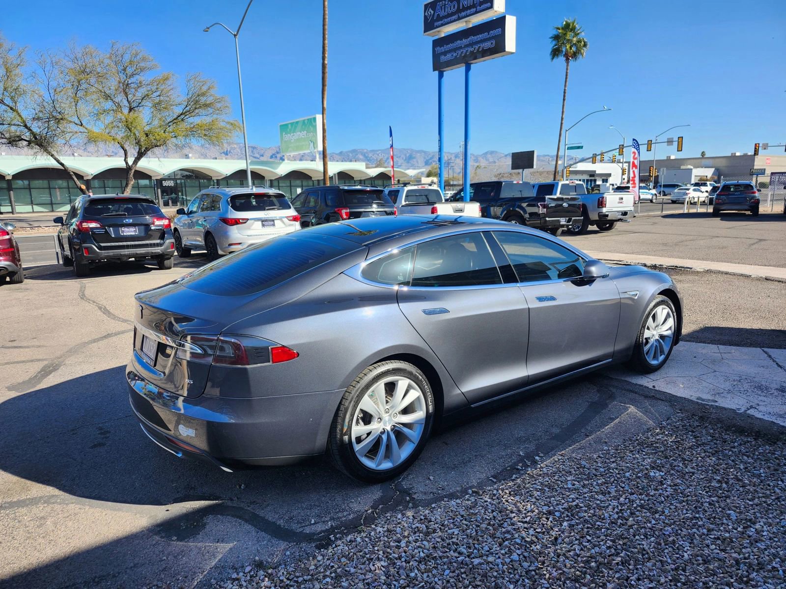 Used 2015 Tesla Model S 85 image 10