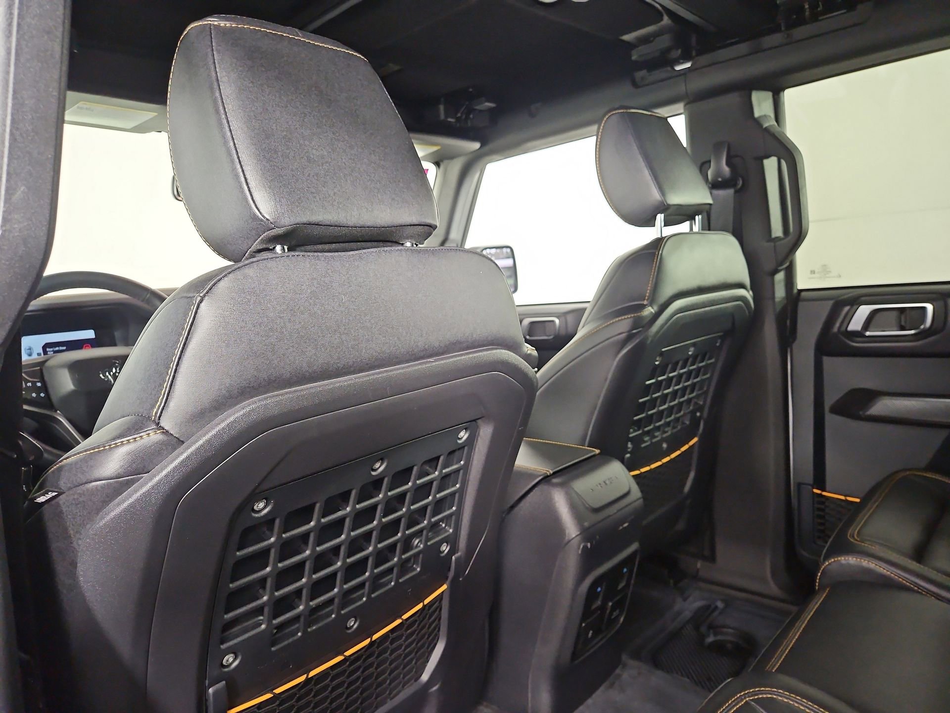 Used 2024 Ford Bronco Badlands image 37