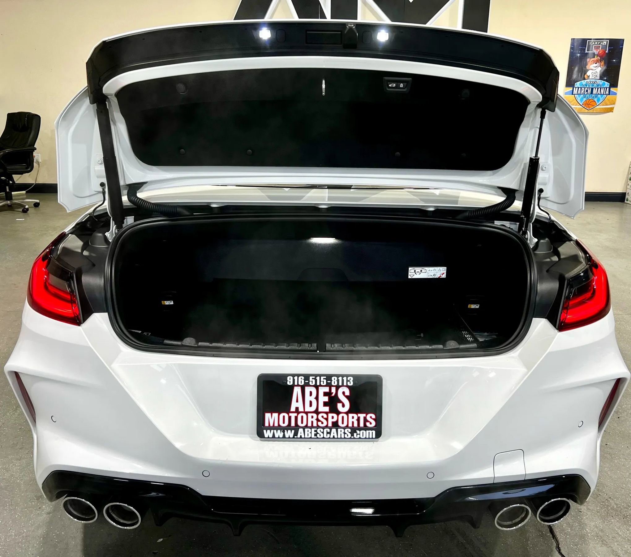 Used 2020 BMW M8 Convertible 2D image 12