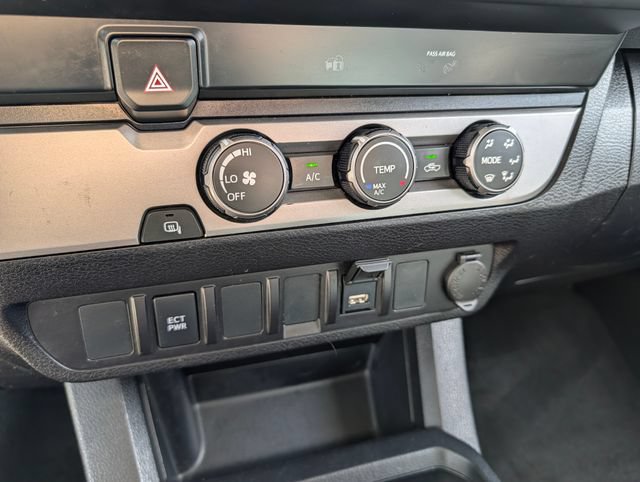 Used 2022 Toyota Tacoma SR RWD image 23