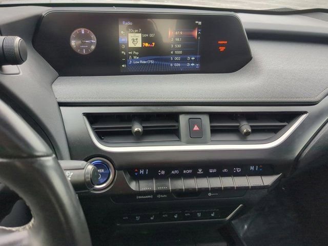 Used 2020 Lexus UX 250h w/ Premium Package image 12