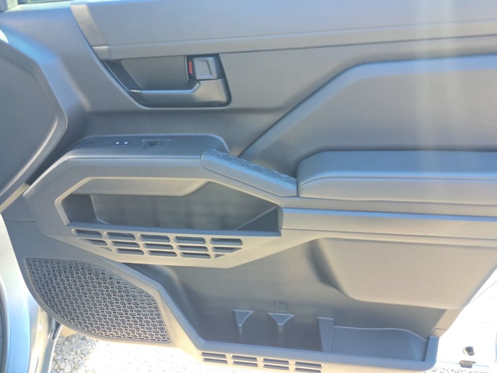 Certified 2024 Toyota Tacoma SR AWD/4WD image 18