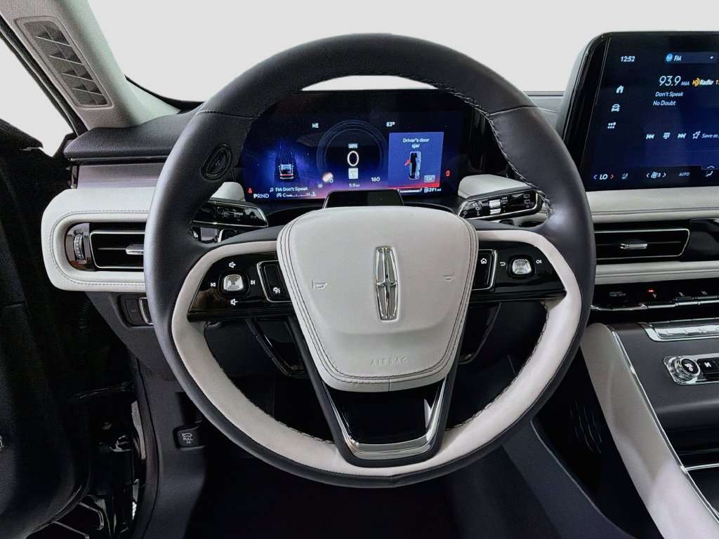 New 2027 Lincoln Aviator 2WD image 11