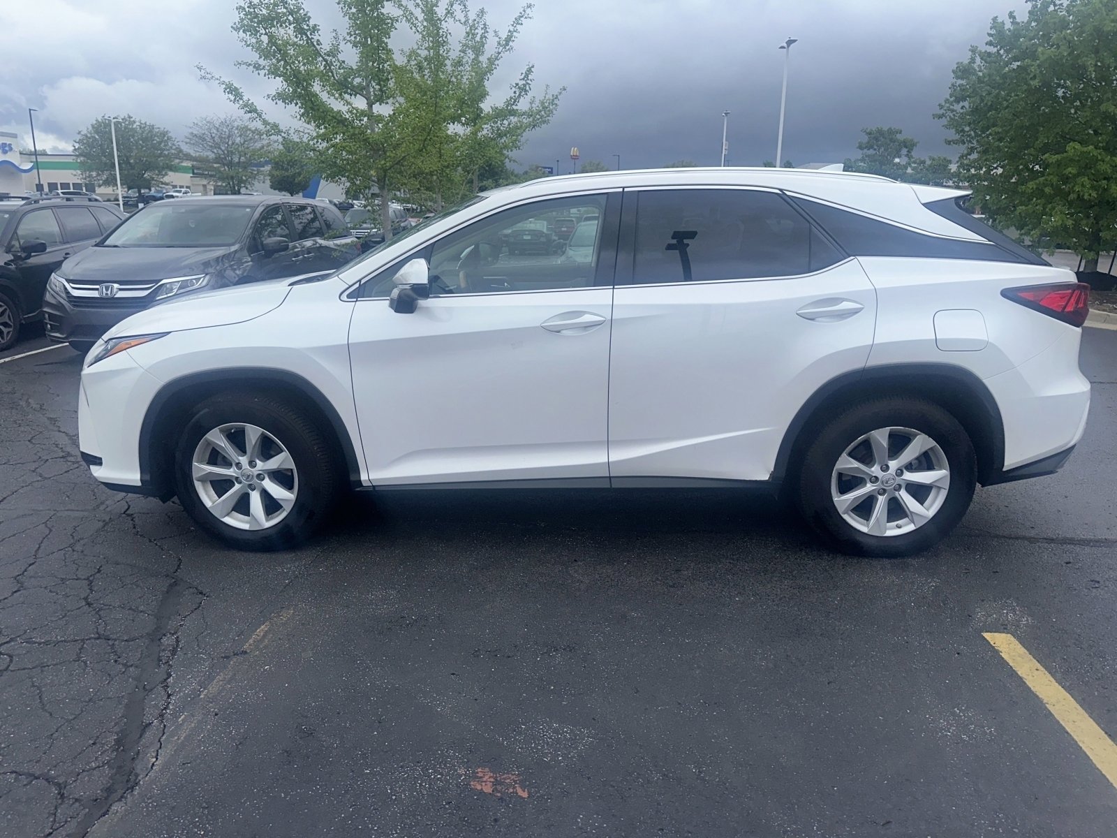 Used 2016 Lexus RX 350 AWD w/ Premium Package image 2