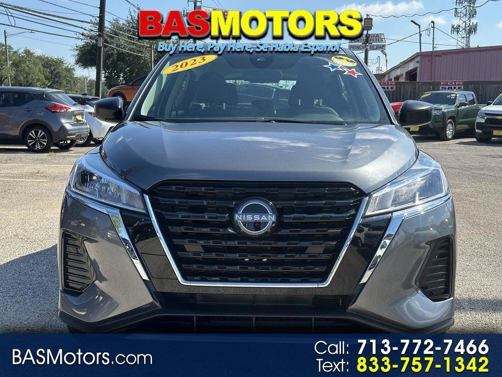 Used 2023 Nissan Kicks S FWD image 1