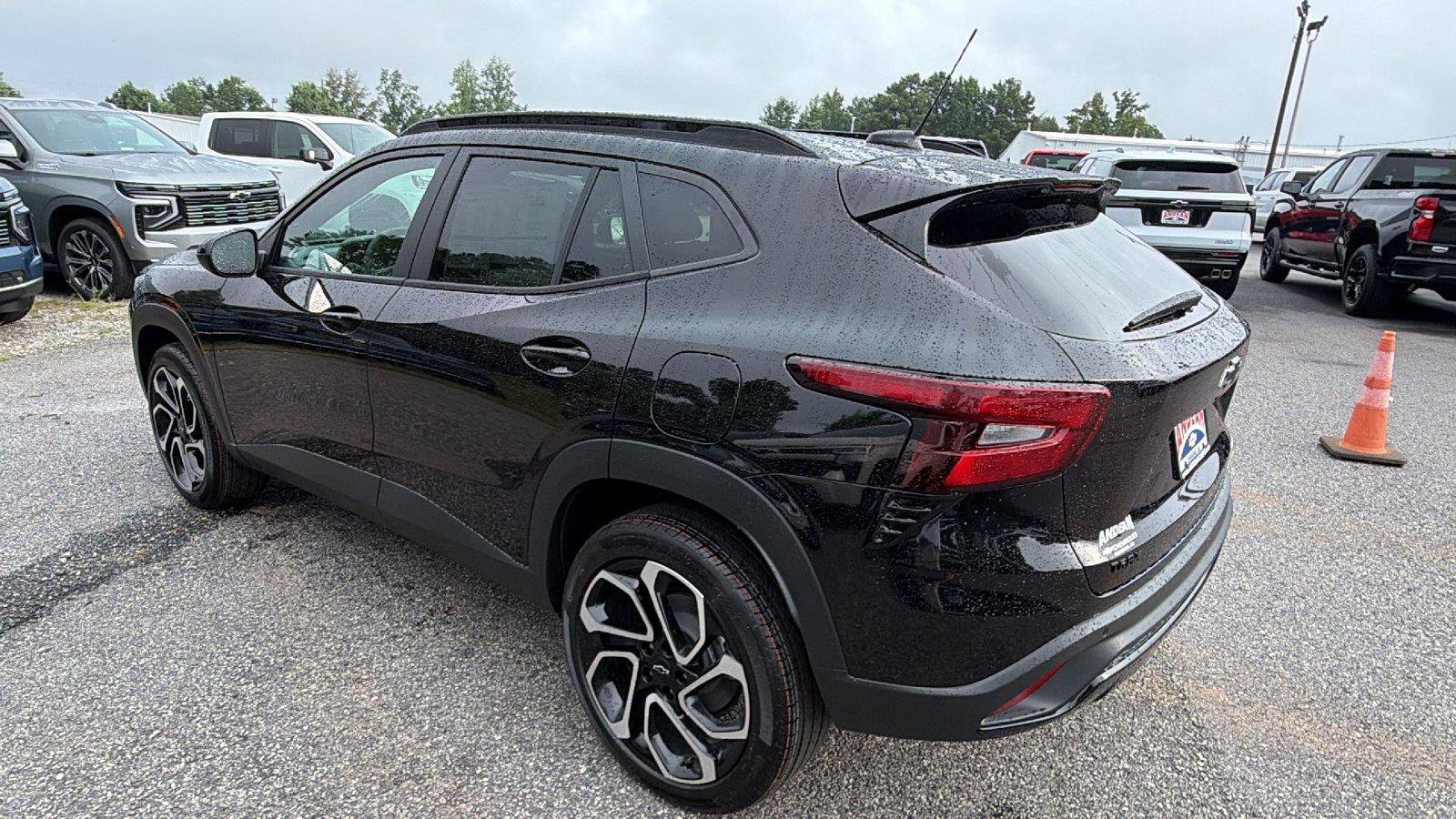 New 2026 Chevrolet Trax RS w/ Driver Confidence Package FWD image 10